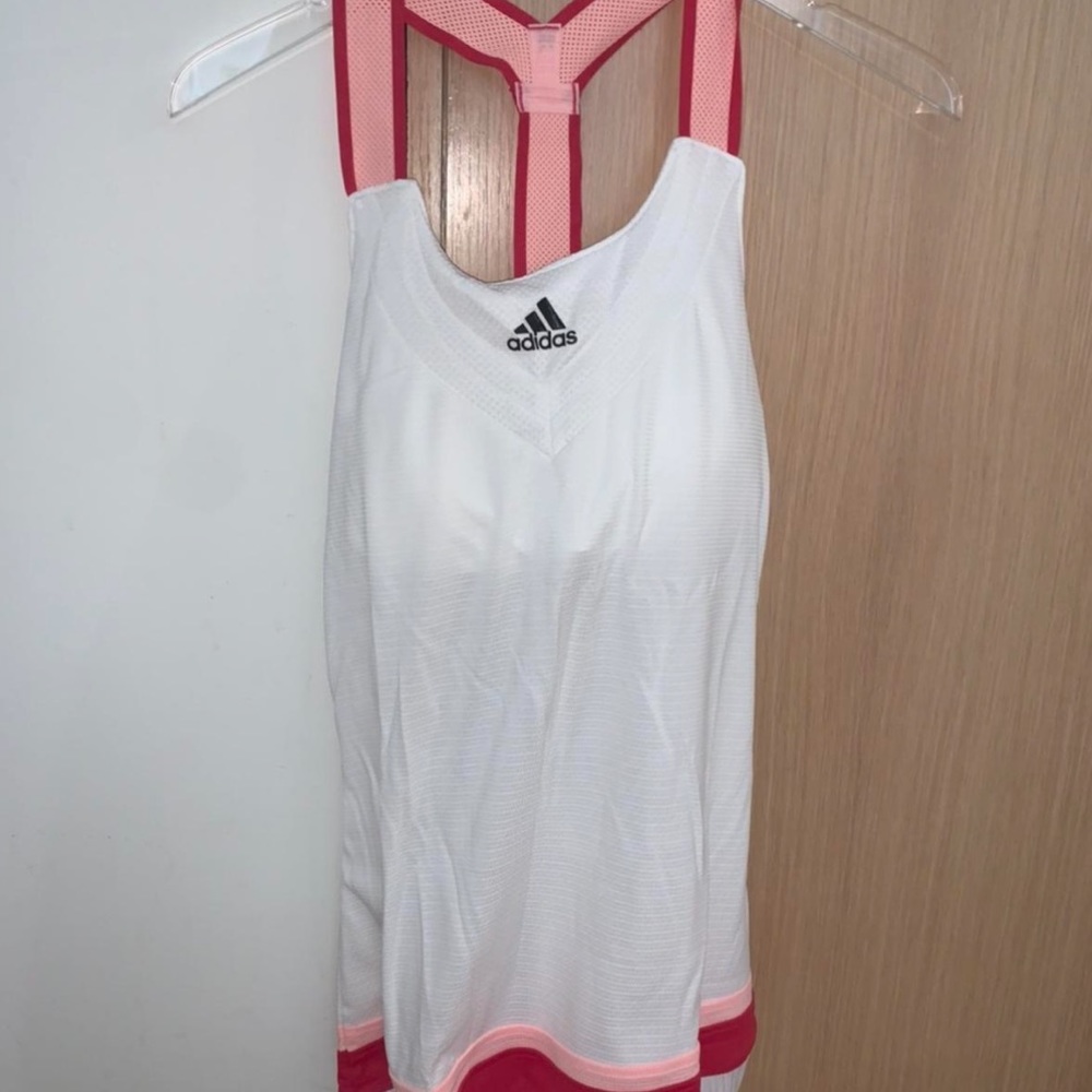 Y-DRESS H.RDY. White Tennis dress with light pink and red stripes/detail.